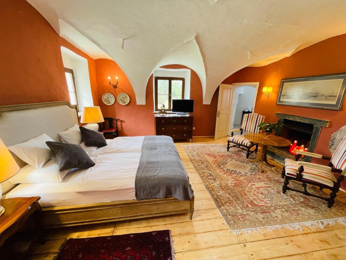 Schloss Moosburg Gaestehaus Zewnętrze zdjęcie