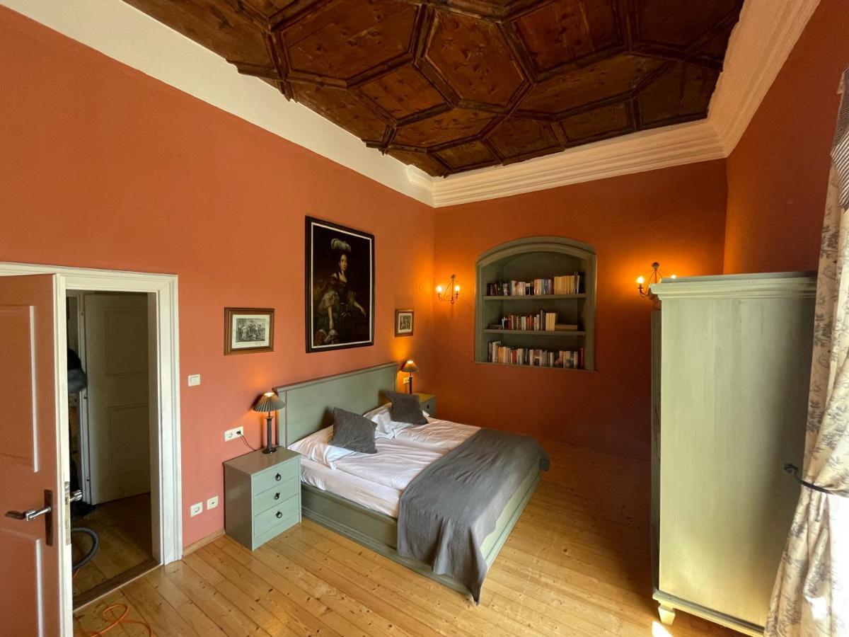 Schloss Moosburg Gaestehaus Zewnętrze zdjęcie